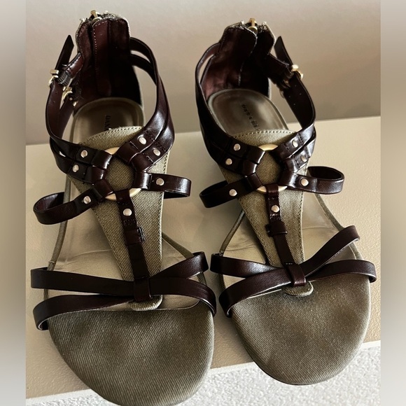 DANA Buchman Strappy Sandal - Size 8 - Picture 10 of 10